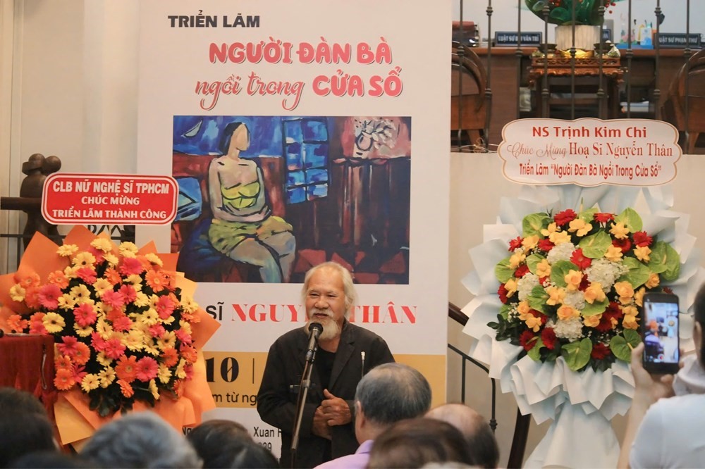 Họa sĩ Nguyễn Thân trở lại với “Người đàn bà ngồi trong cửa sổ” - VHO